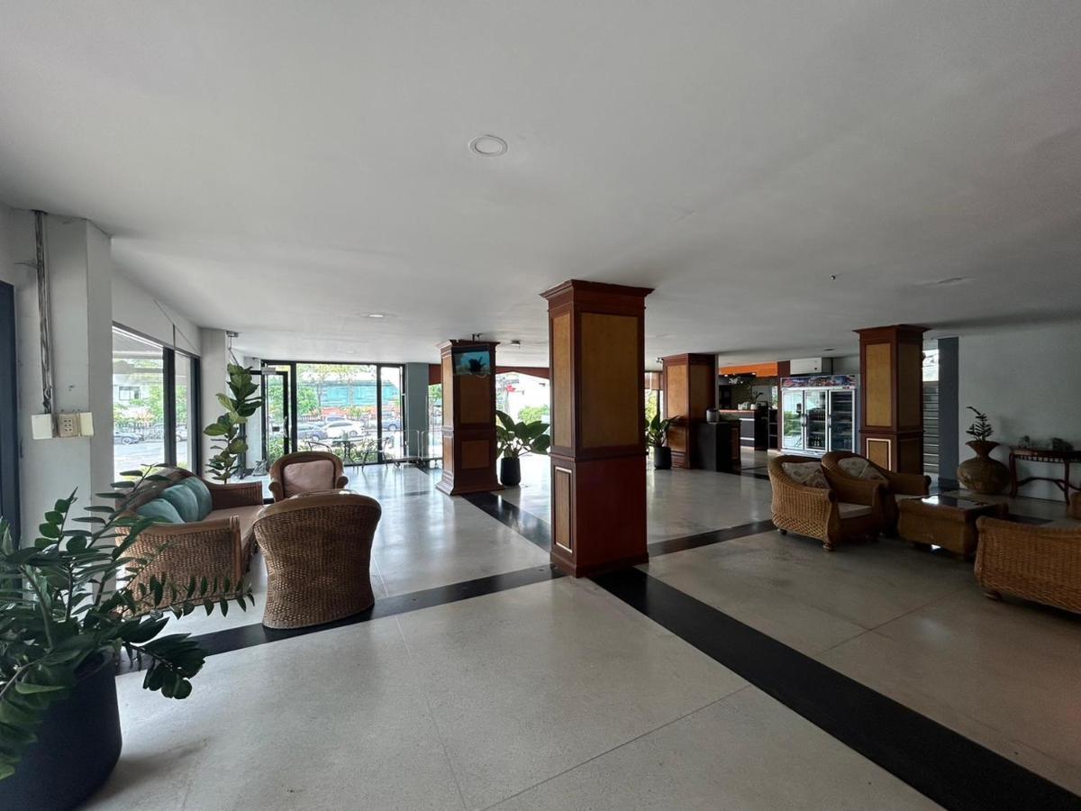 Bordin Hotel Ubon Ratchathani Esterno foto