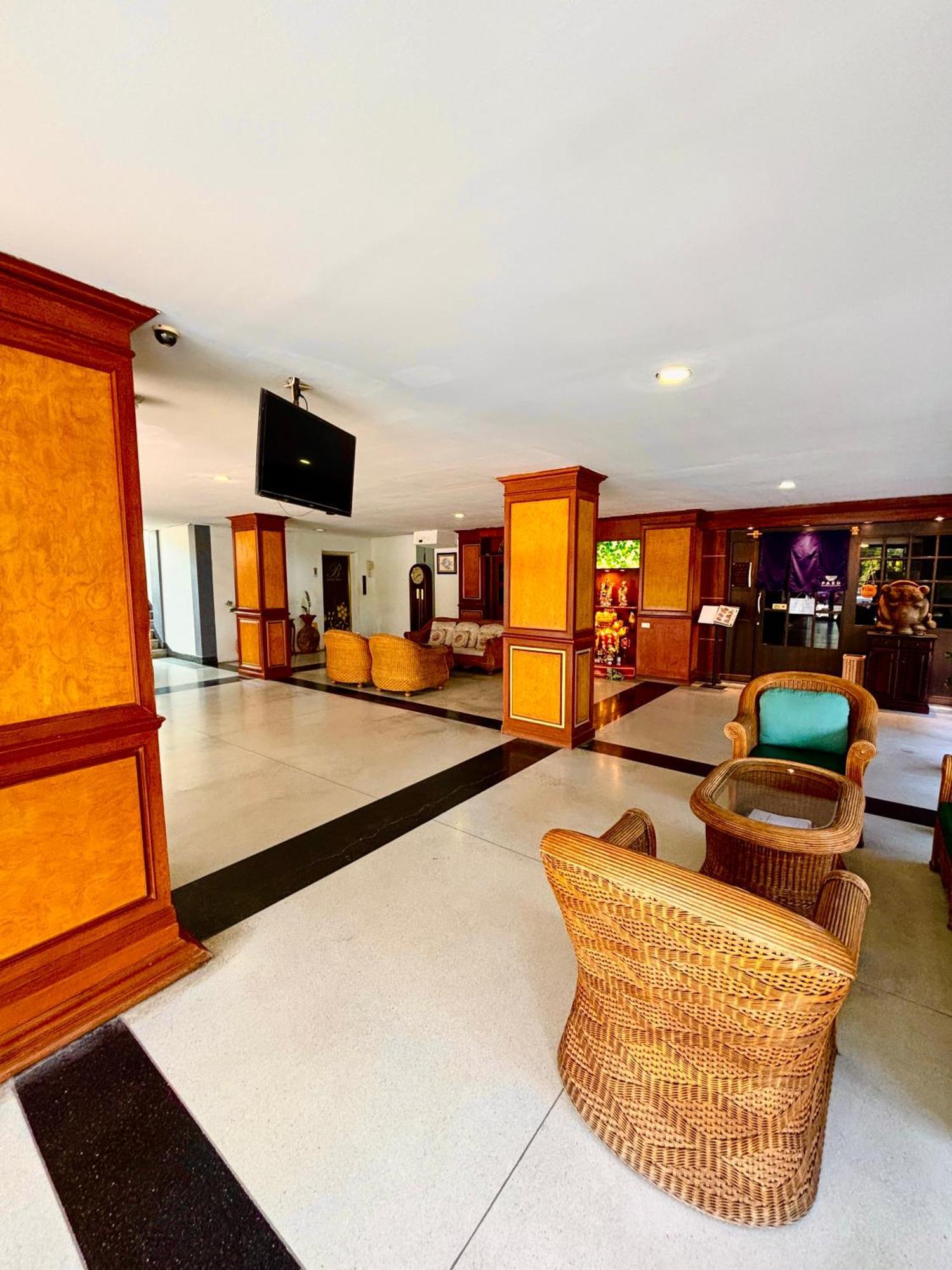 Bordin Hotel Ubon Ratchathani Esterno foto