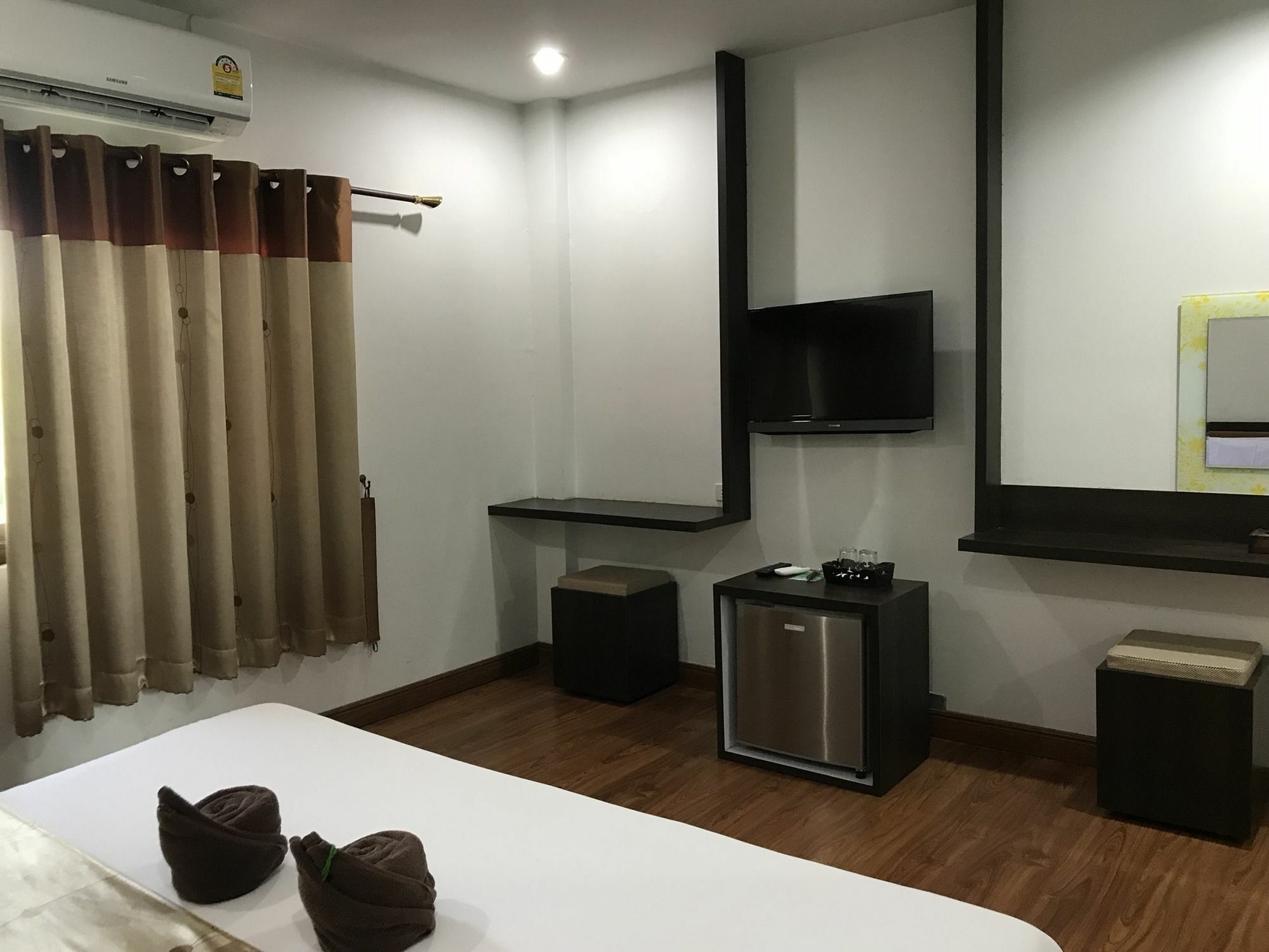 Bordin Hotel Ubon Ratchathani Esterno foto