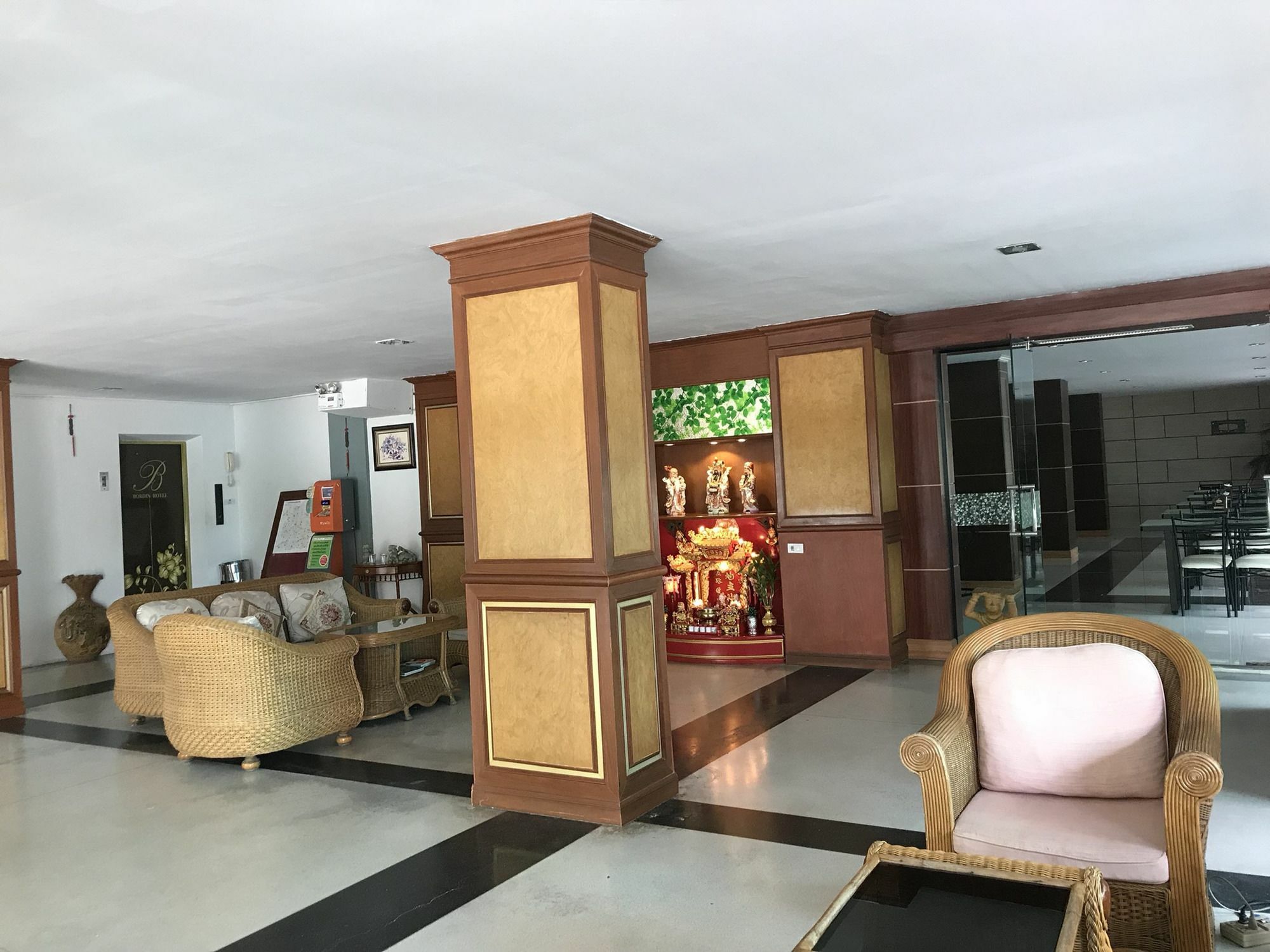 Bordin Hotel Ubon Ratchathani Esterno foto