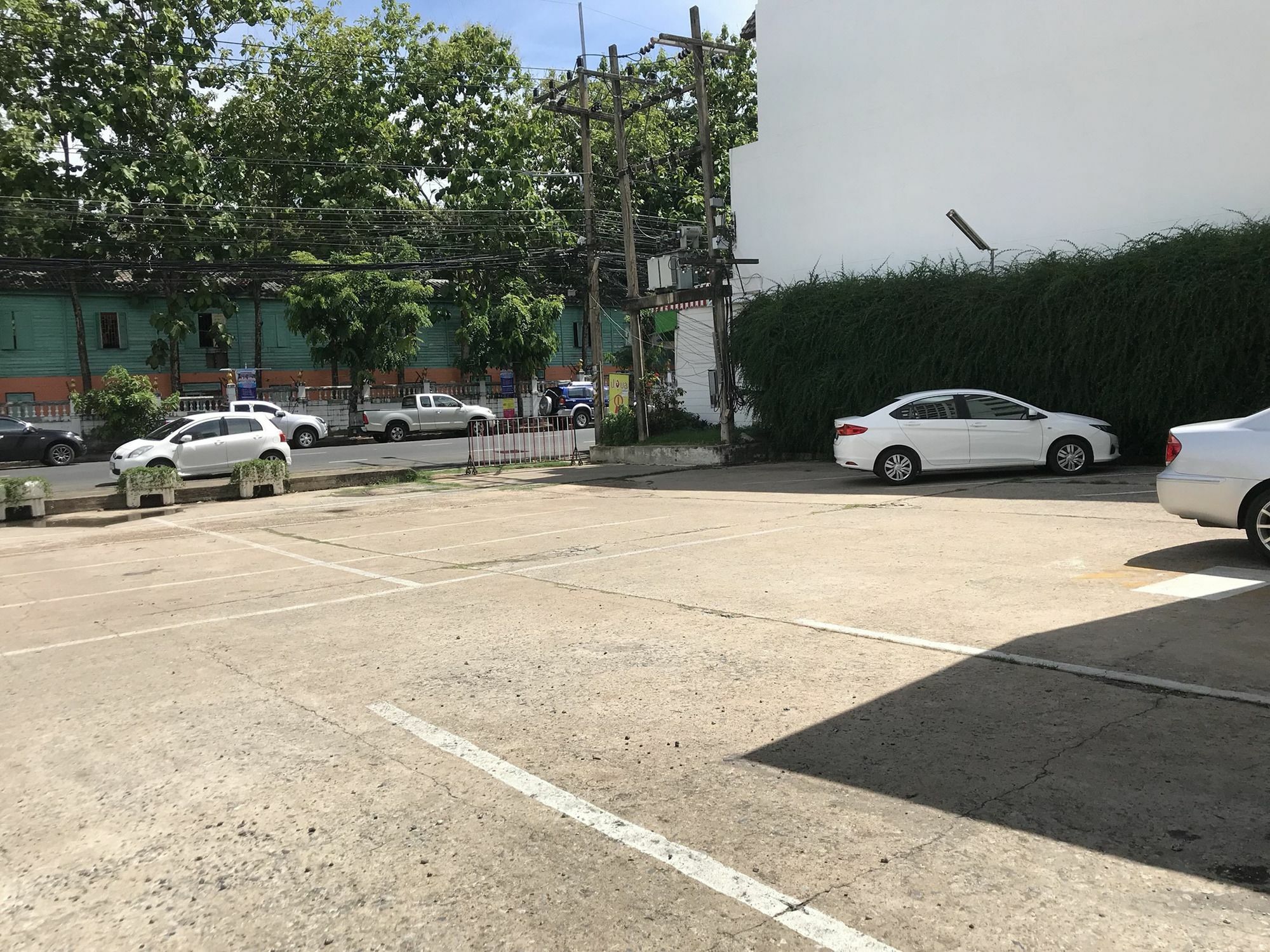 Bordin Hotel Ubon Ratchathani Esterno foto